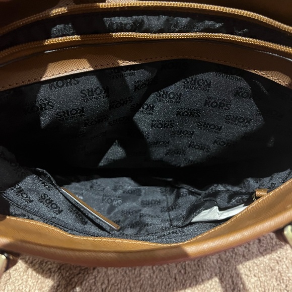 MICHAEL KORS Jet Set Brown Leather Snap Pocket Nylon Tote & wallet - Picture 10 of 12